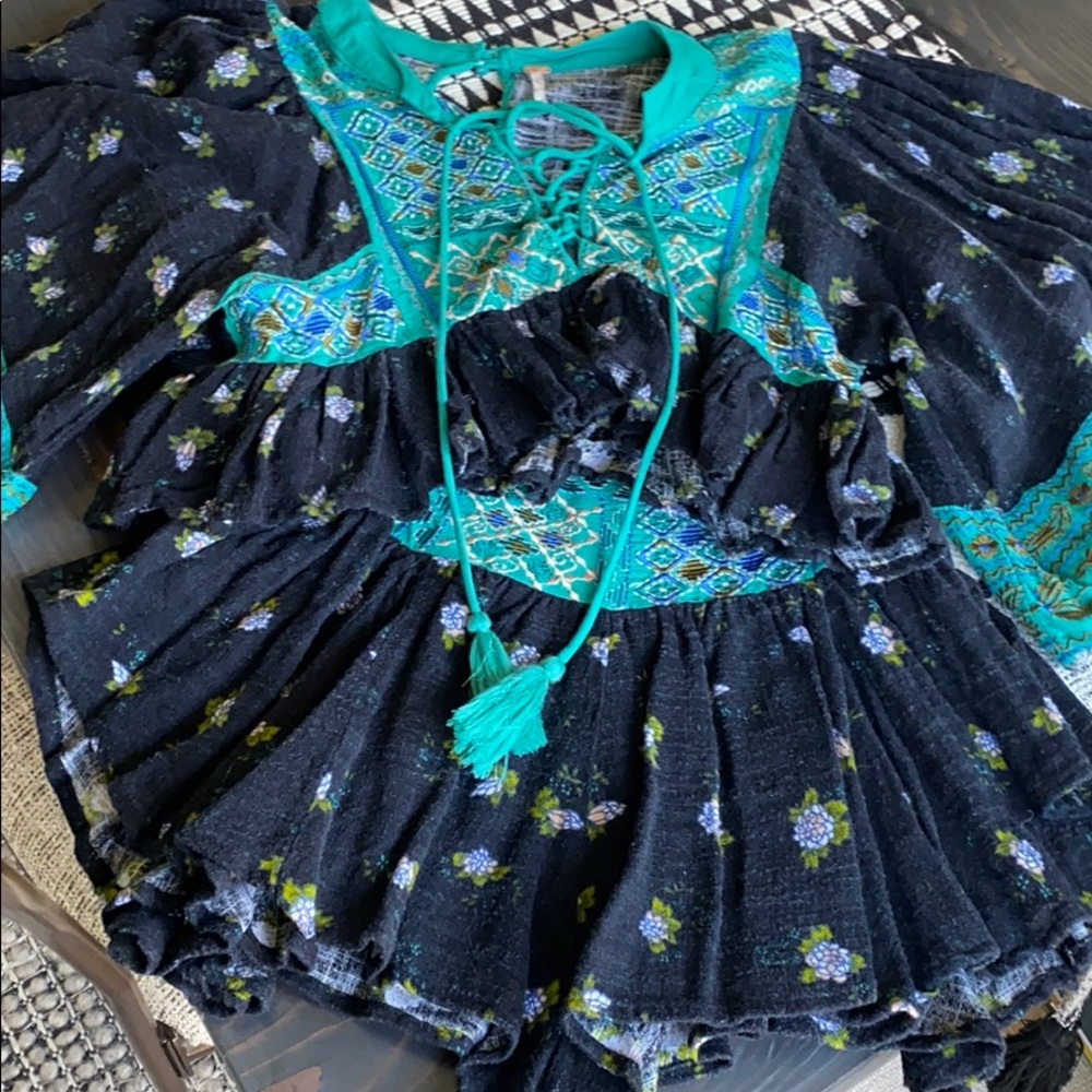 Free people beach top & shorts set